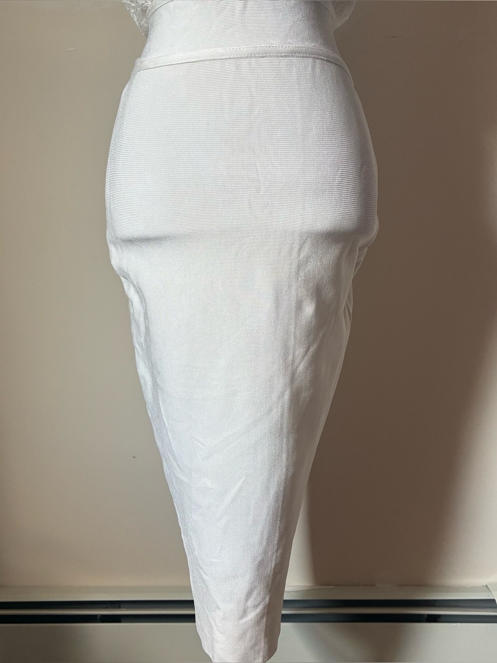 House of CB Ria Ivory Lace Plunge Bridal Cocktail Bodycon Midi Dress Size Small - Picture 5 of 9